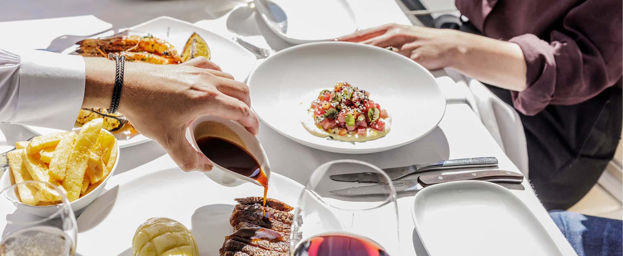 Steersons: Table with fine dining experience